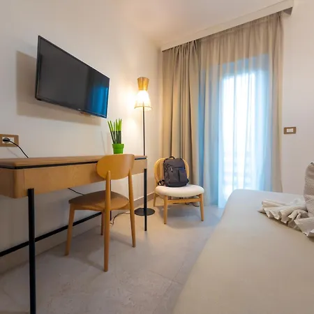 Otel Giardino La Playa - Adults Only