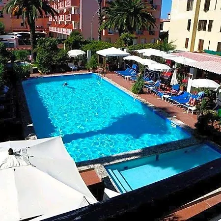 מלון Giardino La Playa - Adults Only אלגהרו