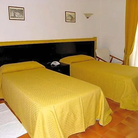 מלון Giardino La Playa - Adults Only 3*