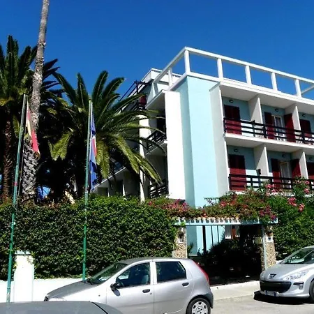 Отель La Playa 3*