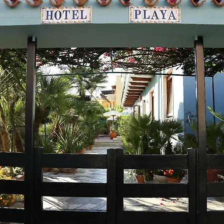 La Playa Отель Альгеро