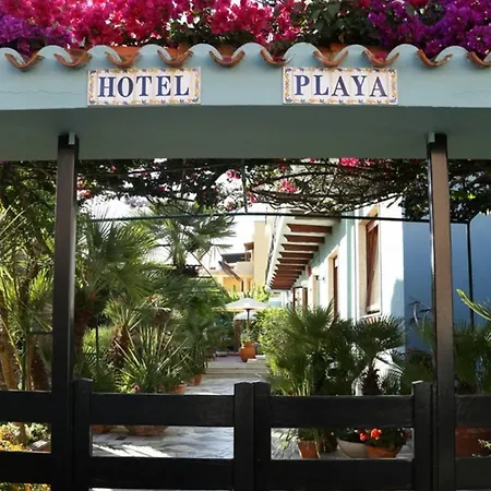 La Playa Отель 3*